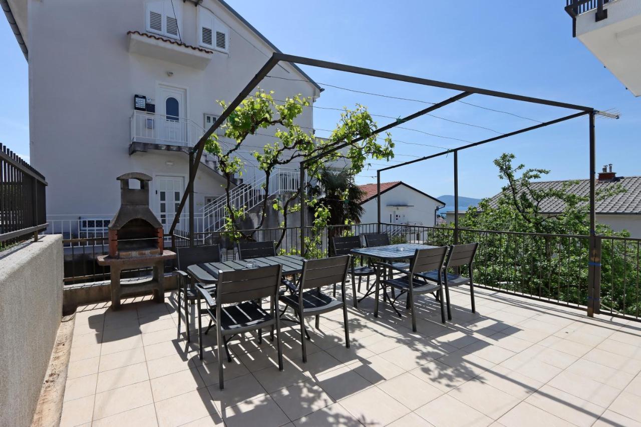 Apartments And Rooms With Parking Space Selce, Crikvenica - 2362 외부 사진