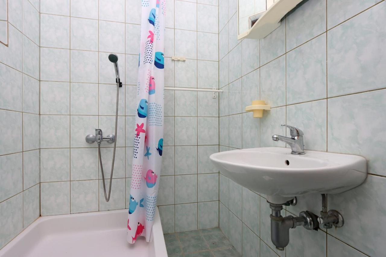 Apartments And Rooms With Parking Space Selce, Crikvenica - 2362 외부 사진
