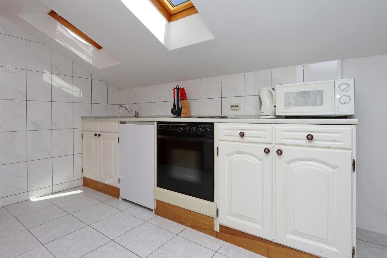 Apartments And Rooms With Parking Space Selce, Crikvenica - 2362 외부 사진