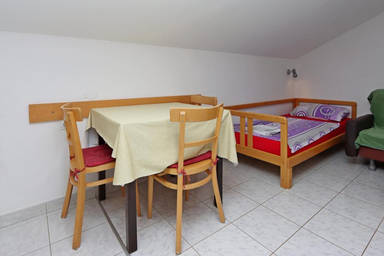 Apartments And Rooms With Parking Space Selce, Crikvenica - 2362 외부 사진