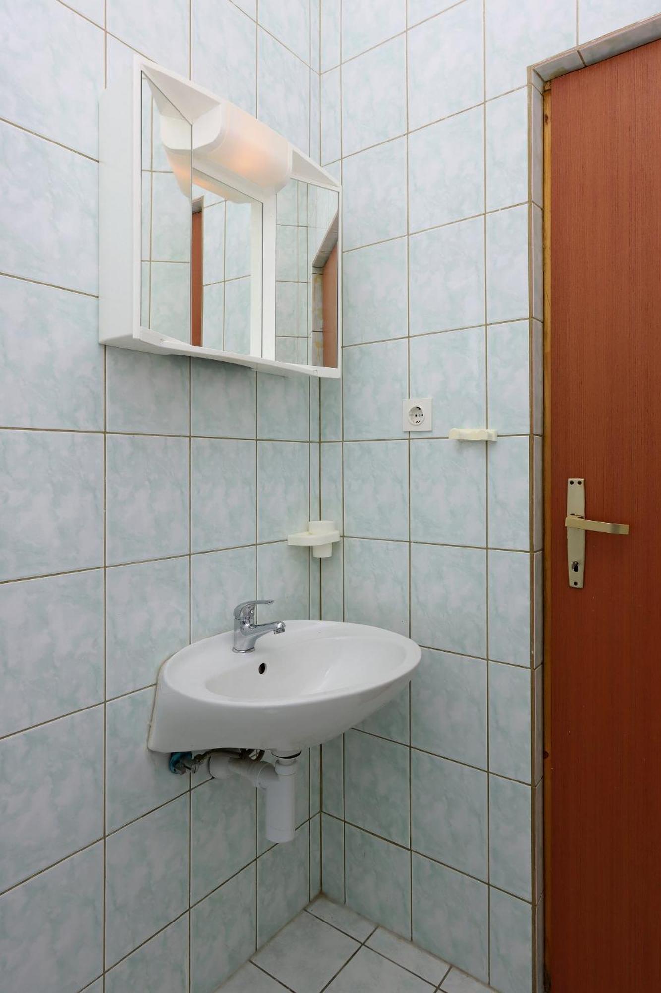 Apartments And Rooms With Parking Space Selce, Crikvenica - 2362 객실 사진