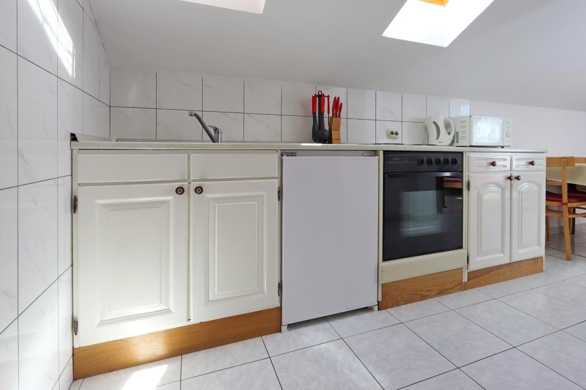 Apartments And Rooms With Parking Space Selce, Crikvenica - 2362 객실 사진