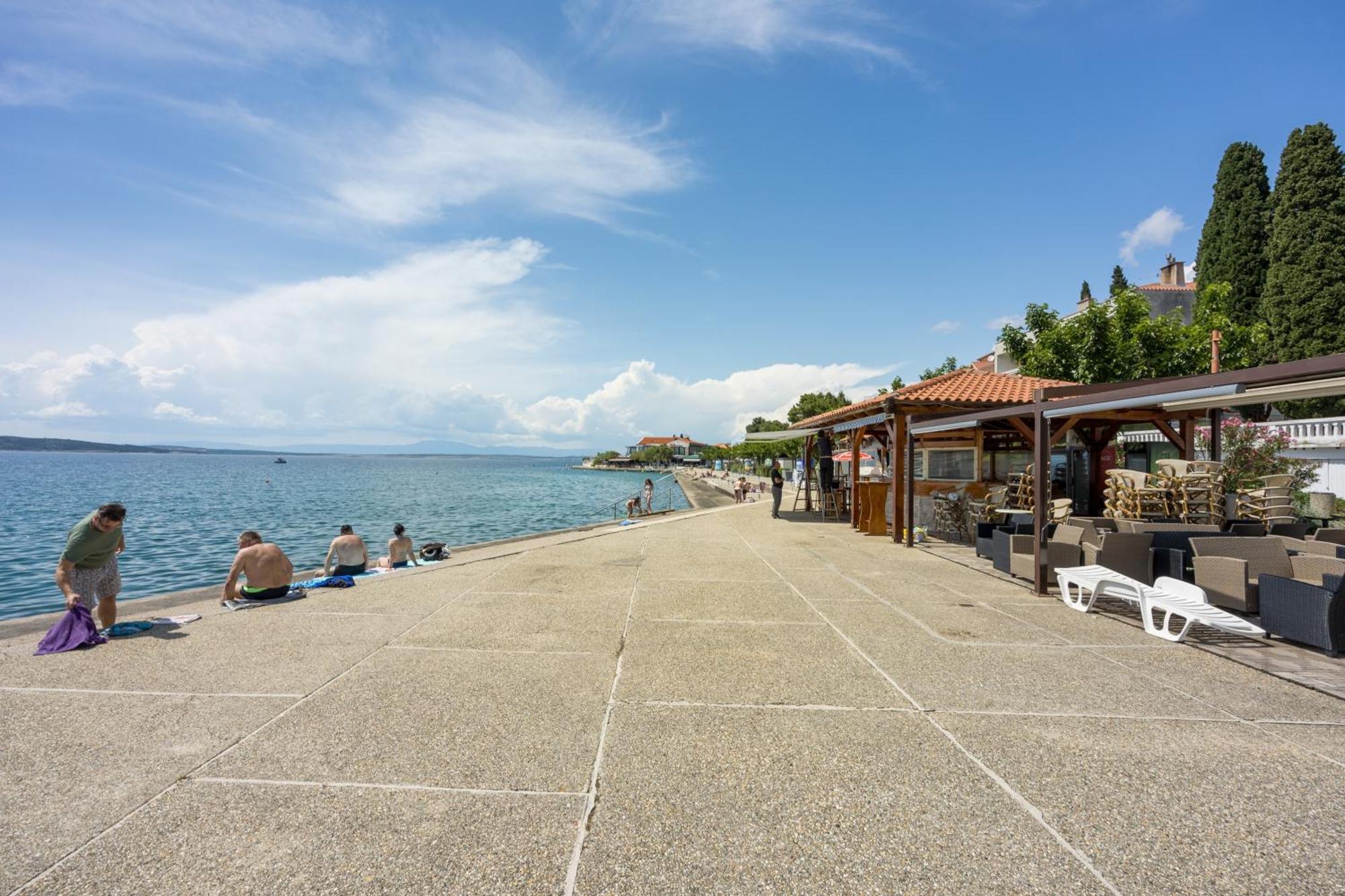 Apartments And Rooms With Parking Space Selce, Crikvenica - 2362 외부 사진